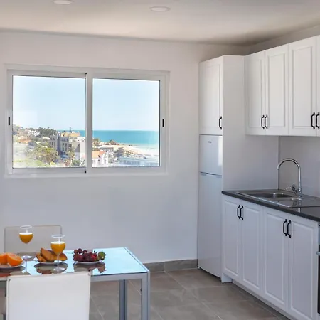 ★ Sea View ★ 1 Minute To Oldtown And ★ * البوفيرا